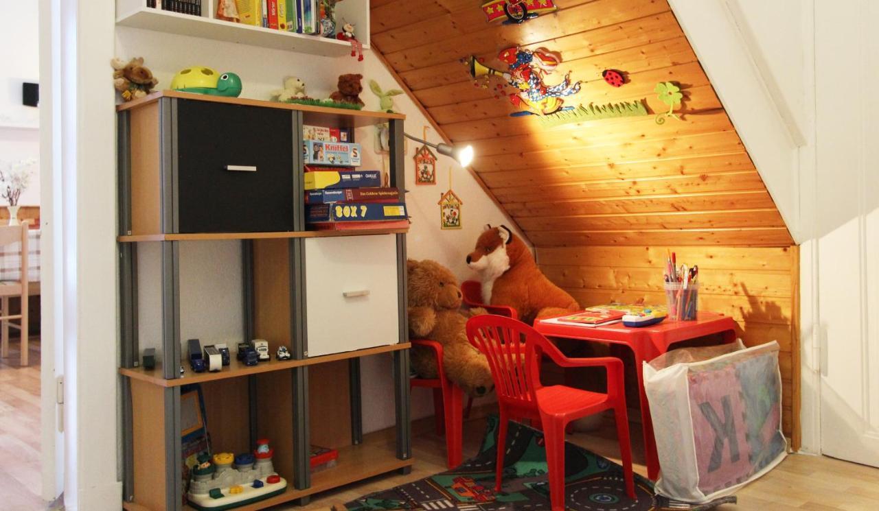 Ferienwohnung Familienwohnung Kropelin Екстер'єр фото